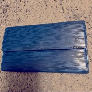Louis Vuitton Wallet in Blue Epi Leather